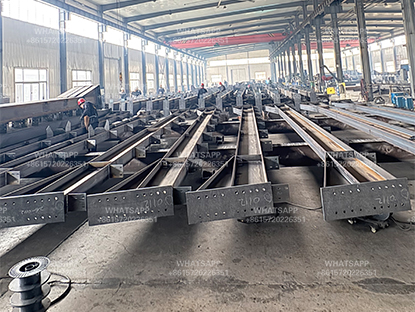 Steel structures manufacturing in factory
