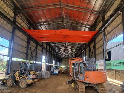 Republiek Suriname steel structure workshop with crane